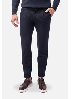 SPODNIE CASUAL AMATO 237 GRANATOWE Z BAWEŁNY - id: 1044660 - marki Recman - 186531176 SPODNIE CASUAL AMATO 237 GRANATOWE Z BAWEŁNY ze sklepu Recman w kategorii Spodnie męskie - zdjęcie 186531176