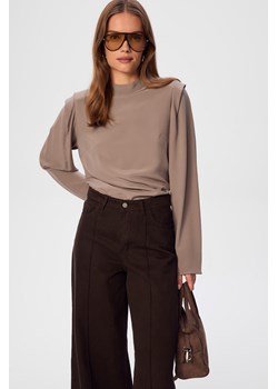 BLUZKA DAMSKA SABINE BEIGE ze sklepu Jemiol w kategorii Bluzki damskie - zdjęcie 186539217