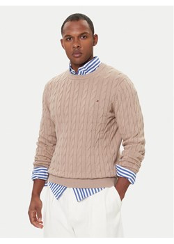 Tommy Hilfiger Sweter MW0MW33132 Beżowy Regular Fit ze sklepu MODIVO w kategorii Swetry męskie - zdjęcie 186541358