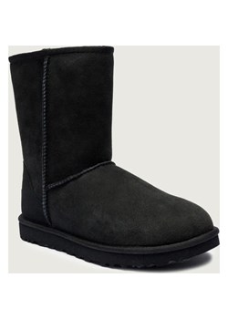 UGG Skórzane śniegowce W Classic Short II | z dodatkiem wełny ze sklepu Gomez Fashion Store w kategorii Śniegowce damskie - zdjęcie 186543379