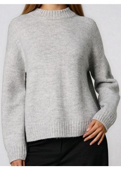Sinsay - Sweter basic - szary ze sklepu Sinsay w kategorii Swetry damskie - zdjęcie 186551279