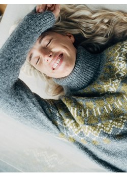 Reserved - Sweter z domieszką wełny - wielobarwny ze sklepu Reserved w kategorii Swetry damskie - zdjęcie 186552505