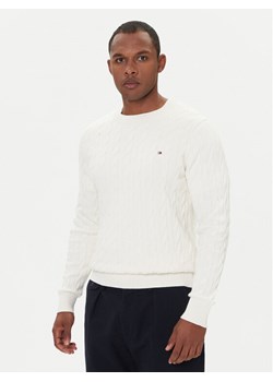 Tommy Hilfiger Sweter MW0MW33132 Écru Regular Fit ze sklepu MODIVO w kategorii Swetry męskie - zdjęcie 186555767