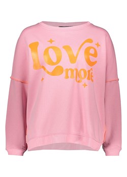 miss goodlife Bluza &quot;Love more&quot; w kolorze jasnoróżowym ze sklepu Limango Polska w kategorii Bluzy damskie - zdjęcie 186560388