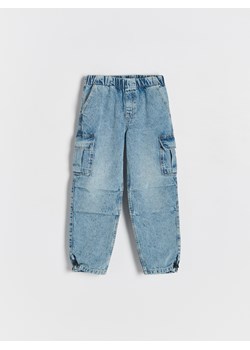 Reserved - Classic denim joggers - niebieski ze sklepu Reserved w kategorii Spodnie chłopięce - zdjęcie 186565418