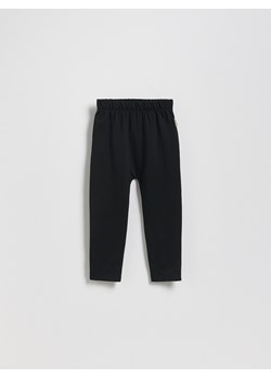 Reserved - Bawełniane legginsy - czarny - id: 093FO-99X - marki Reserved - 186573505 Reserved - Bawełniane legginsy - czarny ze sklepu Reserved w kategorii Spodnie chłopięce - zdjęcie 186573505