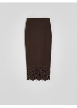 Reserved - Dzianinowa spódnica z haftem - ciemnobrązowy ze sklepu Reserved w kategorii Spódnice - zdjęcie 186573737