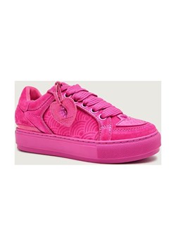 Kurt Geiger Sneakersy SOUTHBANK TAG | zamsz ze sklepu Gomez Fashion Store w kategorii Buty sportowe damskie - zdjęcie 186573889