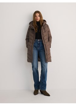 Reserved - Pikowana kurtka z kapturem - brązowy ze sklepu Reserved w kategorii Kurtki damskie - zdjęcie 186579248
