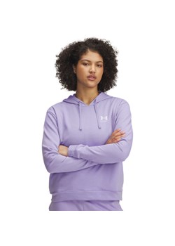 Damska bluza dresowa nierozpinana z kapturem Under Armour UA Rival Terry Hoodie - fioletowa ze sklepu Sportstylestory.com w kategorii Bluzy damskie - zdjęcie 186579889