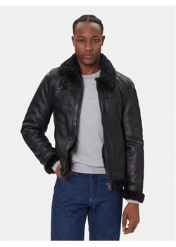 Guess Kożuch M5BL28 W2310 Czarny Regular Fit ze sklepu MODIVO w kategorii Kurtki męskie - zdjęcie 186582545