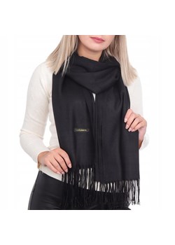 Jednokolorowy Szalik damski duży Cashmere frędzle SZA-01 kolor czarny ze skazą ze sklepu Stylion w kategorii Szaliki i chusty damskie - zdjęcie 186584928