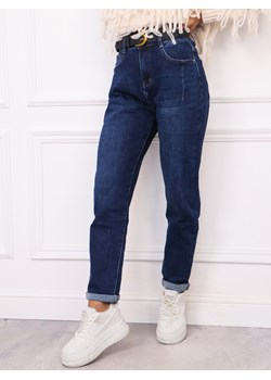 SPODNIE JEANSOWE PLUS SIZE MOM FIT Z PRZESZYCIAMI PRZY KIESZENIACH+ PASEK ze sklepu olika.com.pl w kategorii Jeansy damskie - zdjęcie 186584985