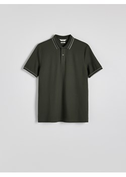 Reserved - Polo z merceryzowanej bawełny - oliwkowy - id: 845DI-81X - marki Reserved - 186594768 Reserved - Polo z merceryzowanej bawełny - oliwkowy ze sklepu Reserved w kategorii T-shirty męskie - zdjęcie 186594768