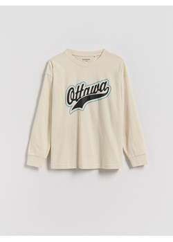 Reserved - Bawełniany longsleeve - kremowy - id: 606FJ-02X - marki Reserved - 186596456 Reserved - Bawełniany longsleeve - kremowy ze sklepu Reserved w kategorii T-shirty męskie - zdjęcie 186596456