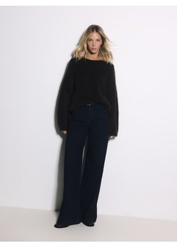 Reserved - Jeansy wide leg z domieszką wełny - granatowy ze sklepu Reserved w kategorii Jeansy damskie - zdjęcie 186632716