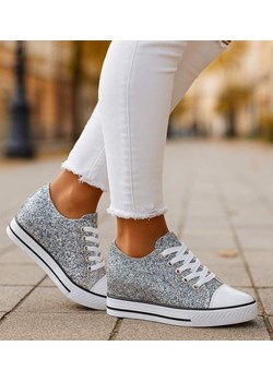 Czarne trampki sneakersy na niskim koturnie /J4-3 16613 T094/ ze sklepu Pantofelek24.pl w kategorii Trampki damskie - zdjęcie 186639519