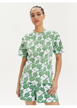 Puma T-Shirt Ess+ Blossom 679493 Zielony Relaxed Fit ze sklepu MODIVO w kategorii Bluzki damskie - zdjęcie 186639789