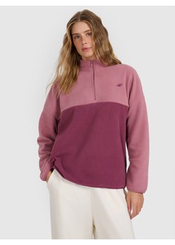 Damski polar ze stójką 4F 4FWAW25TFLEF421 - różowy ze sklepu Sportstylestory.com w kategorii Bluzy damskie - zdjęcie 186641027