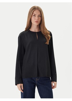 Tommy Hilfiger Bluzka WW0WW47339 Czarny Relaxed Fit ze sklepu MODIVO w kategorii Bluzki damskie - zdjęcie 186642219