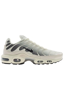 Buty męskie Nike Air Max Plus DM0032-106 - białe ze sklepu streetstyle24.pl w kategorii Buty sportowe męskie - zdjęcie 186646075