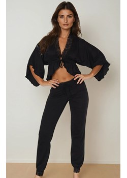 Czarna bawełniana piżama damska Margot BN6481, Kolor czarny, Rozmiar S/M, Beauty Night - id: 95618 - marki Beauty Night - 186648899 Czarna bawełniana piżama damska Margot BN6481, Kolor czarny, Rozmiar S/M, Beauty Night ze sklepu Intymna w kategorii Piżamy damskie - zdjęcie 186648899