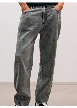 Sinsay - Jeansy barrel leg - szary ze sklepu Sinsay w kategorii Jeansy męskie - zdjęcie 186665635