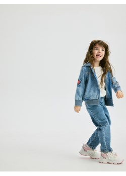 Reserved - Jeansowa kurtka z haftem - niebieski - id: 774CV-50J - marki Reserved - 186678507 Reserved - Jeansowa kurtka z haftem - niebieski ze sklepu Reserved w kategorii Kurtki dziewczęce - zdjęcie 186678507