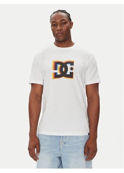 DC Shoes T-Shirt ADYZT05444 Biały Heritage Fit - id: 0000305403186 - marki Dc Shoes - 186691079 DC Shoes T-Shirt ADYZT05444 Biały Heritage Fit ze sklepu MODIVO w kategorii T-shirty męskie - zdjęcie 186691079