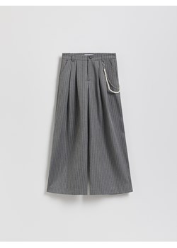 Reserved - Spodnie wide leg w paski - ciemnoszary - id: 068FG-90M - marki Reserved - 186694759 Reserved - Spodnie wide leg w paski - ciemnoszary ze sklepu Reserved w kategorii Spodnie dziewczęce - zdjęcie 186694759