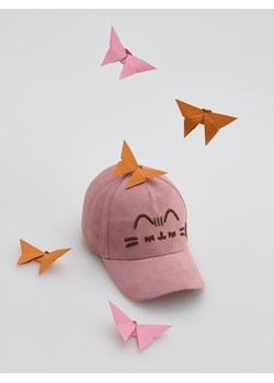 Reserved - Czapka z daszkiem Pusheen - różowy ze sklepu Reserved w kategorii Czapki dziecięce - zdjęcie 186701196