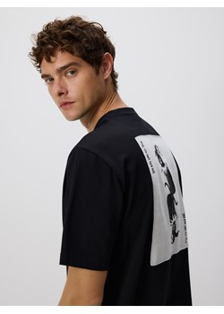 Reserved - T-shirt relaxed z nadrukiem na plecach - czarny ze sklepu Reserved w kategorii T-shirty męskie - zdjęcie 186701427