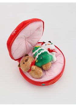 Reserved - Świąteczna poduszka z pluszakami - czerwony ze sklepu Reserved w kategorii Zabawki - zdjęcie 186717258