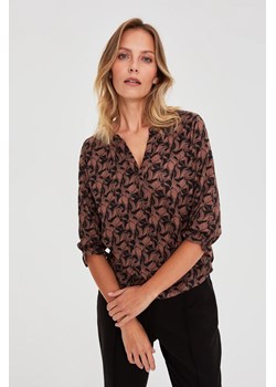 Sweter z krótkimi rękawami brązowy ze sklepu Moodo.pl w kategorii Swetry damskie - zdjęcie 186717738