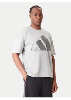 adidas T-Shirt JM1707 Szary Loose Fit ze sklepu MODIVO w kategorii T-shirty męskie - zdjęcie 186720887