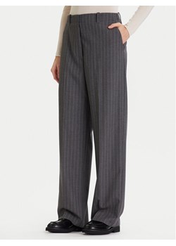 Tommy Hilfiger Spodnie materiałowe WW0WW47550 Szary Wide Leg - id: 0000305375506 - marki Tommy Hilfiger - 186729349 Tommy Hilfiger Spodnie materiałowe WW0WW47550 Szary Wide Leg ze sklepu MODIVO w kategorii Spodnie damskie - zdjęcie 186729349