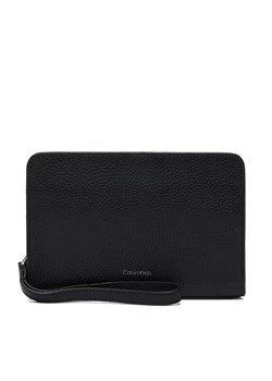 Calvin Klein Saszetka LV04D1153G Czarny ze sklepu MODIVO w kategorii Torby męskie - zdjęcie 186729476