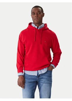 Tommy Hilfiger Bluza Essential MW0MW37235 Czerwony Regular Fit ze sklepu MODIVO w kategorii Bluzy męskie - zdjęcie 186732409