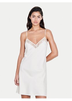 Chantelle Koszula nocna Orchids C11U40 Écru Regular Fit ze sklepu MODIVO w kategorii Koszule nocne - zdjęcie 186732488