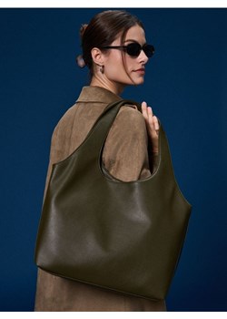 Sinsay - Torebka worek z imitacji skóry - khaki - id: 154GK-87X - marki Sinsay - 186743988 Sinsay - Torebka worek z imitacji skóry - khaki ze sklepu Sinsay w kategorii Torebki worki - zdjęcie 186743988