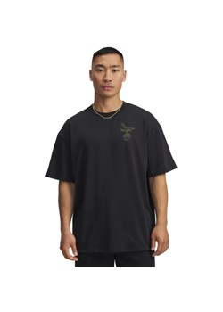 Męski t-shirt z nadrukiem Under Armour UA Project Rock SS - czarny ze sklepu Sportstylestory.com w kategorii T-shirty męskie - zdjęcie 186749157