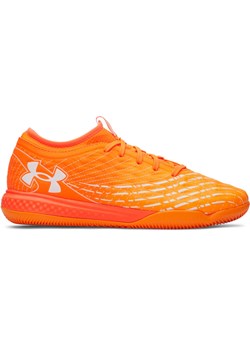 Buty piłkarskie halówki uniseks Under Armour UA Magnetico Select 5 Indoor - pomarańczowe ze sklepu Sportstylestory.com w kategorii Buty sportowe męskie - zdjęcie 186749197