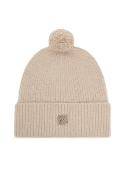 Czapka Calvin Klein Emblem Brushed LV04D8067G Beżowy ze sklepu eobuwie.pl w kategorii Czapki zimowe męskie - zdjęcie 186751109