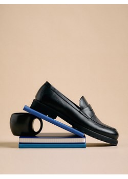 Reserved - Loafersy z imitacji skóry - czarny ze sklepu Reserved w kategorii Półbuty męskie - zdjęcie 186757769