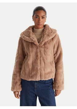 Guess Futro W0BL0N WDCH0 Beżowy Regular Fit ze sklepu MODIVO w kategorii Futra damskie - zdjęcie 186762757