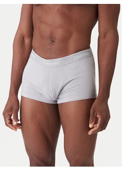 Calvin Klein Underwear Komplet 3 par bokserek LV00NB4564 Kolorowy ze sklepu MODIVO w kategorii Majtki męskie - zdjęcie 186762779