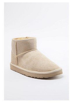 trendyol Botki w kolorze beżowym ze sklepu Limango Polska w kategorii Śniegowce damskie - zdjęcie 186766325