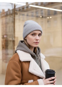 Sinsay - Czapka beanie z domieszką wełny - szary ze sklepu Sinsay w kategorii Czapki zimowe damskie - zdjęcie 186778555