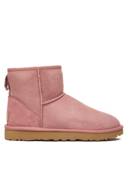 Ugg Śniegowce W Classic Mini II 1016222 Różowy ze sklepu MODIVO w kategorii Śniegowce damskie - zdjęcie 186784197
