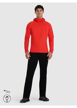 Męska bluza trekkingowa 4F 4FWAW25TFSWM590 - pomarańczowa ze sklepu Sportstylestory.com w kategorii Bluzy męskie - zdjęcie 186786207